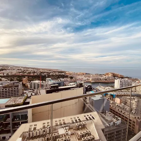 Sea View Mercury Tower, Rooftop Infinity Pool St. Julian's