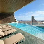 Sea View Mercury Tower, Rooftop Infinity Pool *