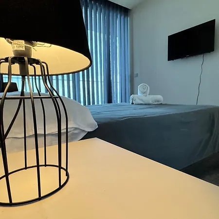 Sea View Mercury Tower, Rooftop Infinity Pool Апартаменты Сент Джулианс