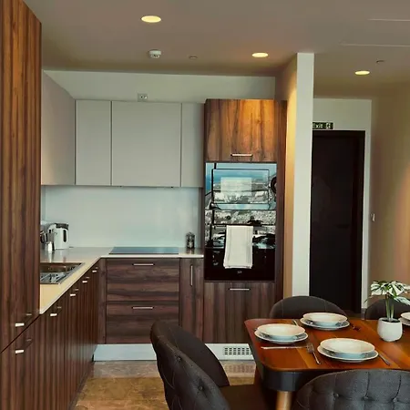 Sea View Mercury Tower, Rooftop Infinity Pool Апартаменты Сент Джулианс