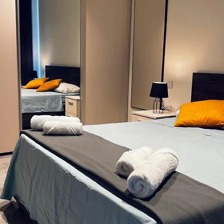 Apartament St Julian's With An 18th Floor View And Rooftop Infinity Pool