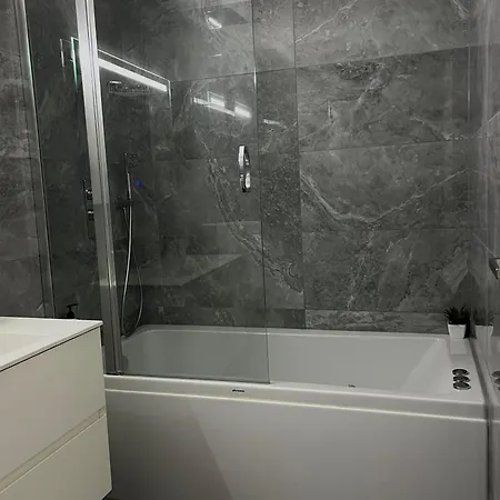 Sea View Mercury Tower, Rooftop Infinity Pool Апартаменты Сент Джулианс