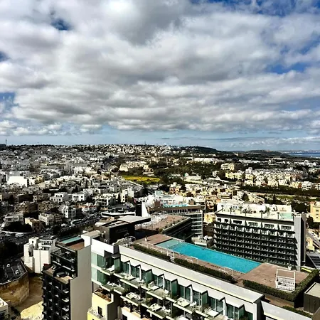 Sea View Mercury Tower, Rooftop Infinity Pool * Saint Julian's