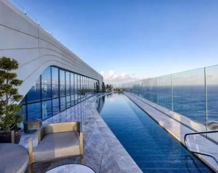 Apartment Sea View Mercury Tower, Rooftop Infinity Pool Saint Julian's