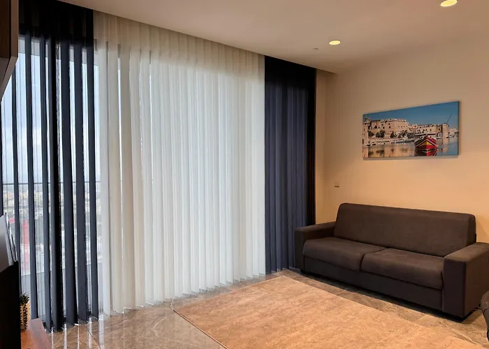 Apartament Sea View Mercury Tower, Rooftop Infinity Pool *