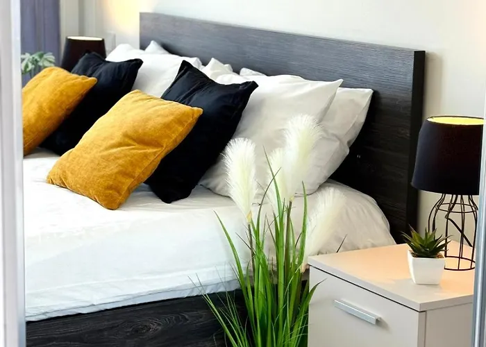 Sea View Mercury Tower, Rooftop Infinity Pool Apartment Saint Julian's