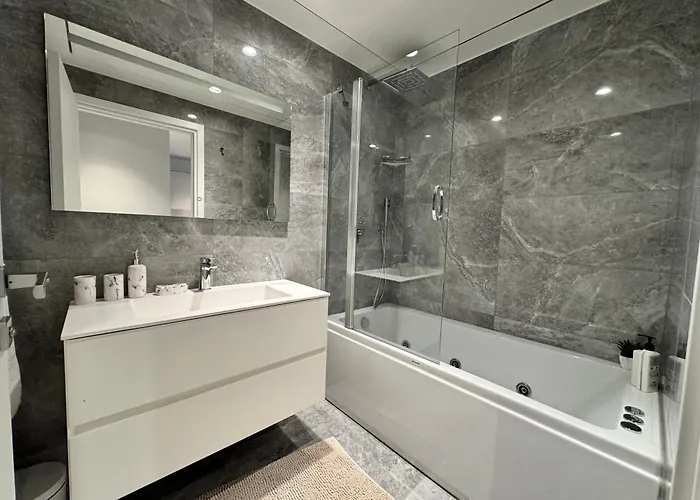 Sea View Mercury Tower, Rooftop Infinity Pool San Julián