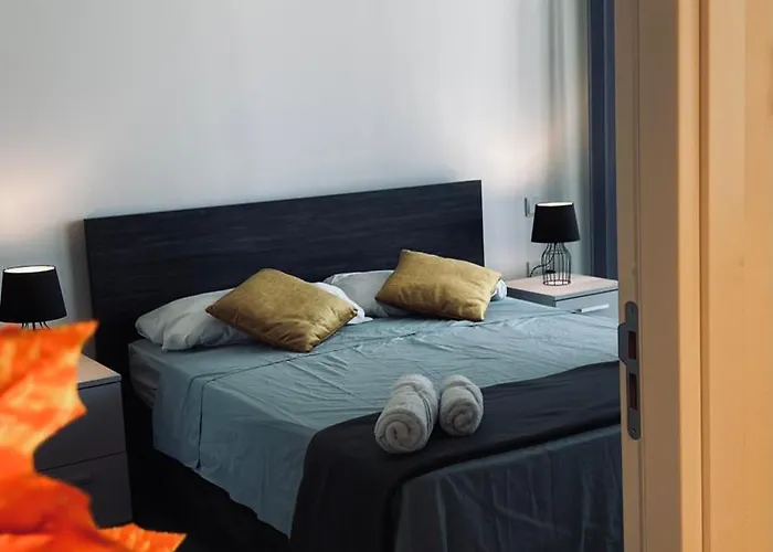 Sea View Mercury Tower, Rooftop Infinity Pool Apartamento *